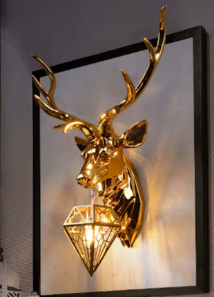 Regal Deerlight – Golden Antler Wall Lamp