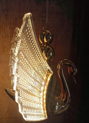 Aurelian Swan Pendant Light – Graceful Gold Swan with Illuminated Wings