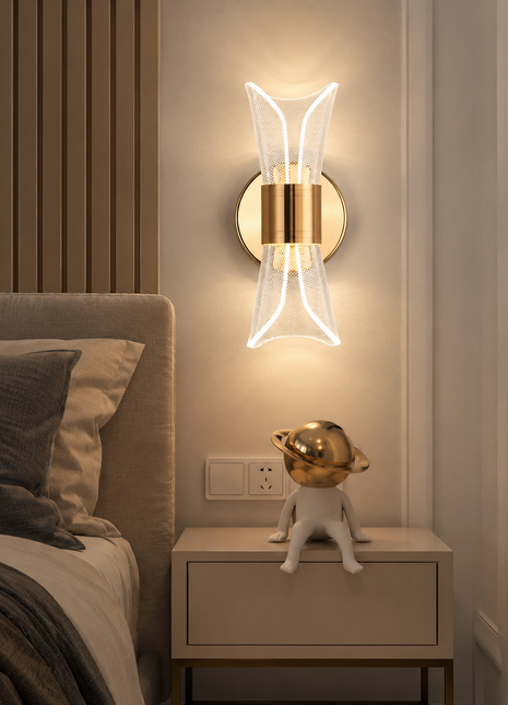 Celestia Wall Light
