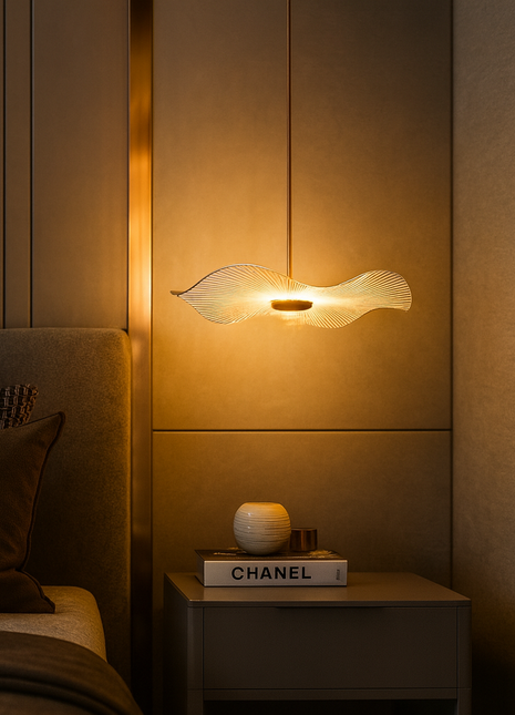 Seraphic Curve Pendant Light