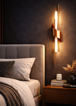 Imperial Twist – Luxury Sculptural Wall Light
