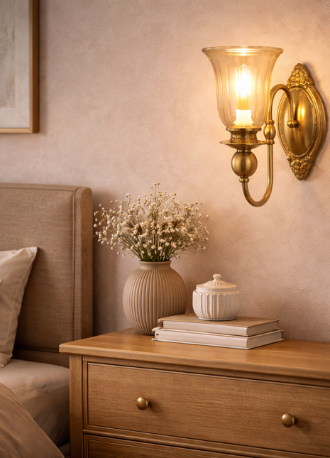 The Grand Manor Light