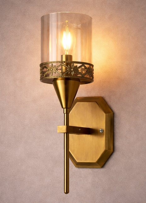 The Regent Crest Wall Light
