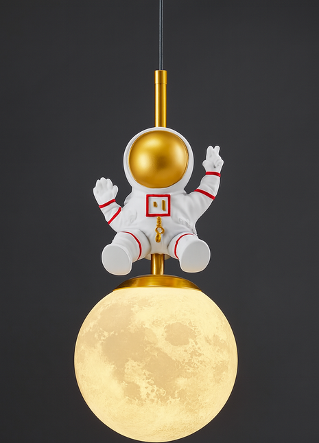 Cosmokid Lamp – Astronaut Moon Pendant Light