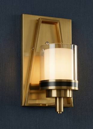 LumaFrame Wall Light
