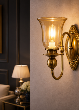 The Grand Manor Light