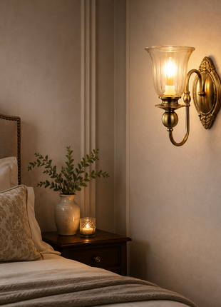 The Grand Manor Light