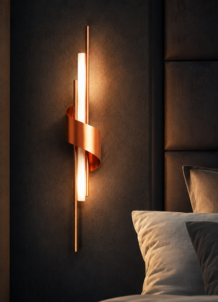 Imperial Twist – Luxury Sculptural Wall Light