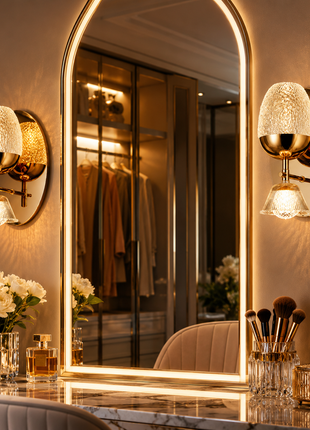 Roselle Luxe Wall Lamp