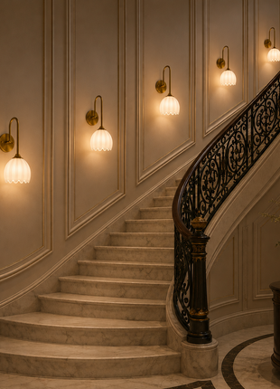 Royal Tulip Wall Light