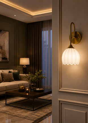 Royal Tulip Wall Light