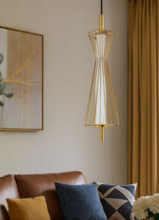 Luma Spire – Designer Hanging Pendant