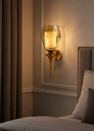 Vetra Wall Light
