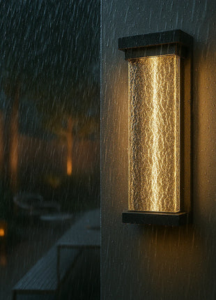 Luminex Crest – Weatherproof Facade Wall Light