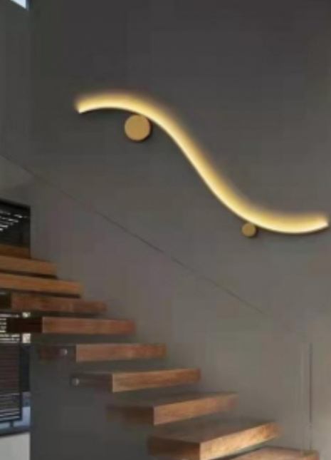 Curve Lux  ( 600mm ) – Sculptural LED Wall Light