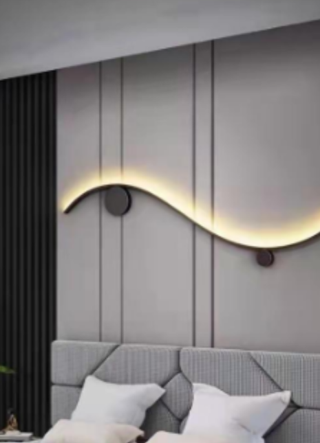 Curve Lux  ( 600mm ) – Sculptural LED Wall Light