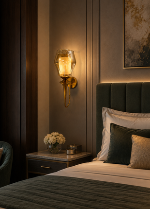 Vetra Wall Light